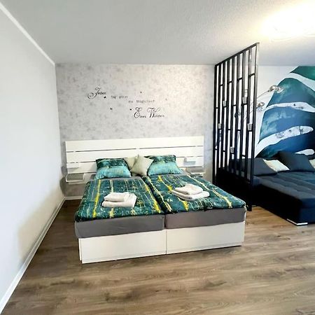 Grosse 3-Zimmer Wohnung, Zentrale Lage. Mülheim an der Ruhr Екстериор снимка