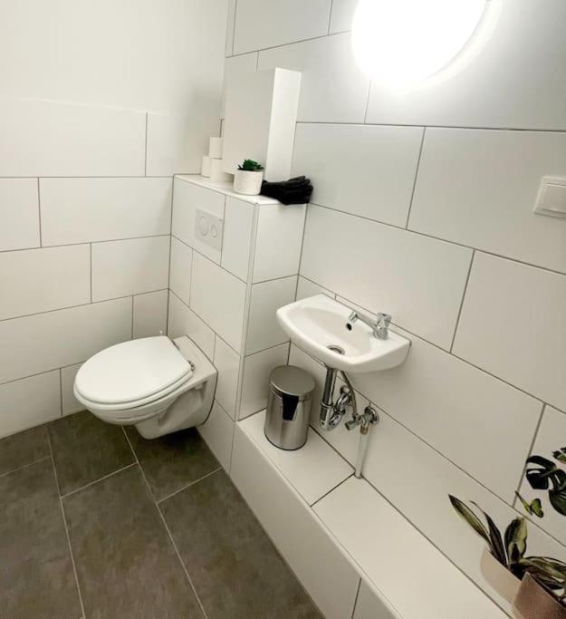 Grosse 3-Zimmer Wohnung, Zentrale Lage. Mülheim an der Ruhr Екстериор снимка