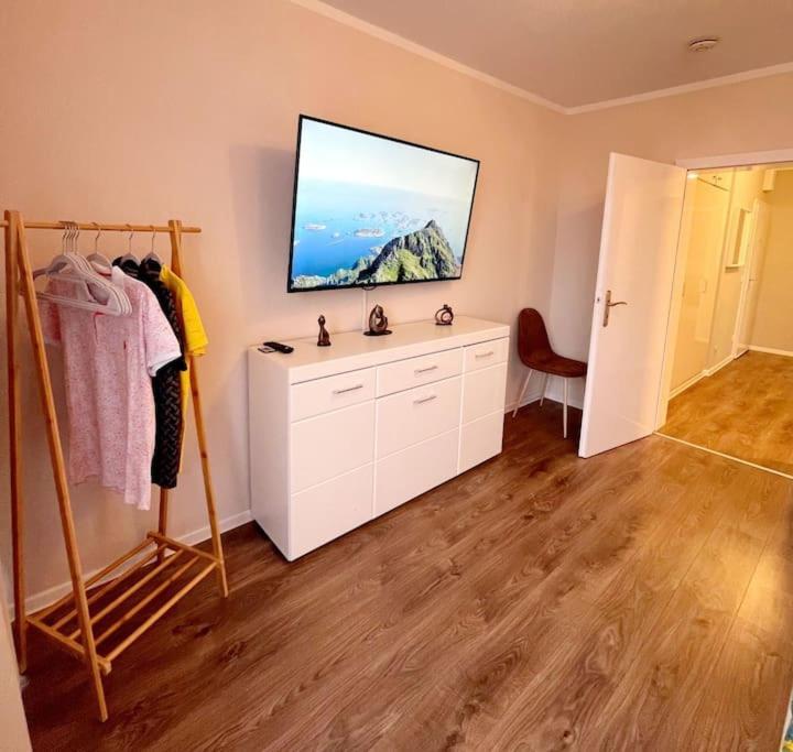 Grosse 3-Zimmer Wohnung, Zentrale Lage. Mülheim an der Ruhr Екстериор снимка