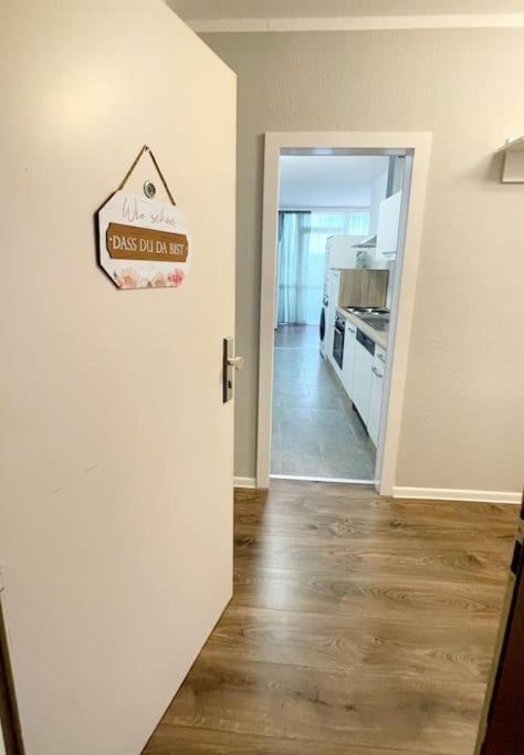 Grosse 3-Zimmer Wohnung, Zentrale Lage. Mülheim an der Ruhr Екстериор снимка